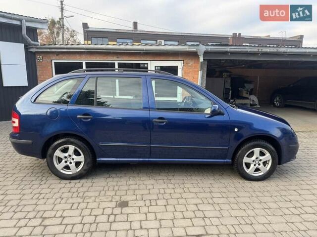 Синій Шкода Фабія, об'ємом двигуна 1.39 л та пробігом 209 тис. км за 3750 $, фото 2 на Automoto.ua