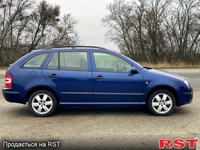 Синій Шкода Фабія, об'ємом двигуна 1.4 л та пробігом 250 тис. км за 4500 $, фото 9 на Automoto.ua