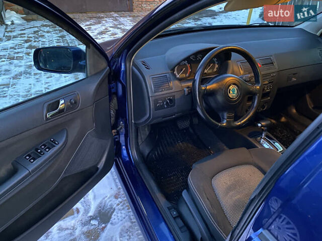 Синий Шкода Фабия, объемом двигателя 1.39 л и пробегом 186 тыс. км за 5350 $, фото 33 на Automoto.ua