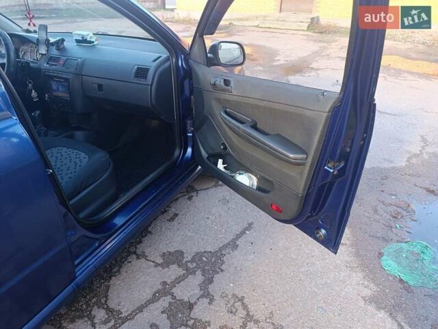 Синий Шкода Фабия, объемом двигателя 1.2 л и пробегом 382 тыс. км за 3799 $, фото 14 на Automoto.ua