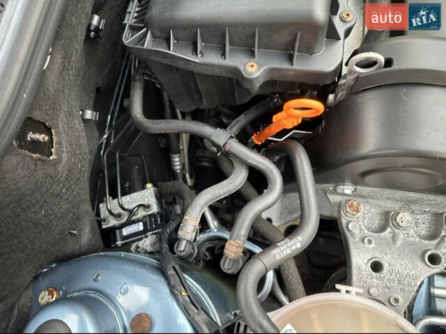 Синий Шкода Фабия, объемом двигателя 1.4 л и пробегом 239 тыс. км за 5700 $, фото 58 на Automoto.ua