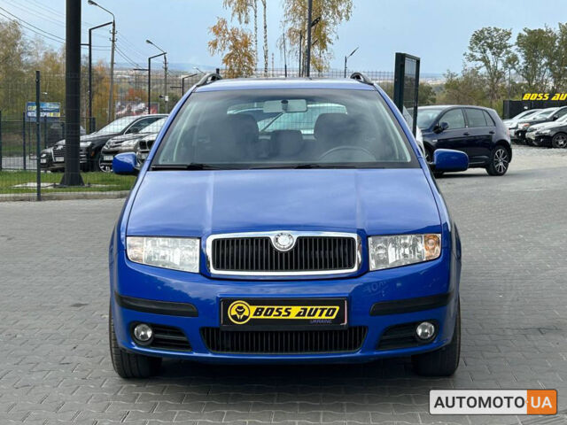 Синий Шкода Фабия, объемом двигателя 1.4 л и пробегом 248 тыс. км за 4800 $, фото 1 на Automoto.ua