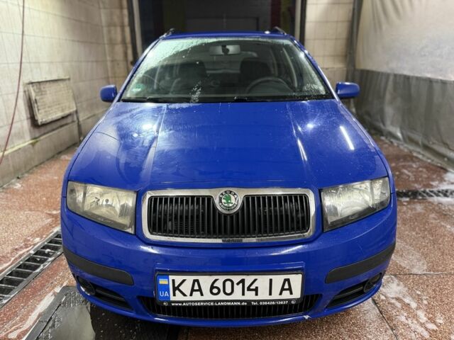 Синий Шкода Фабия, объемом двигателя 1.4 л и пробегом 230 тыс. км за 4999 $, фото 4 на Automoto.ua