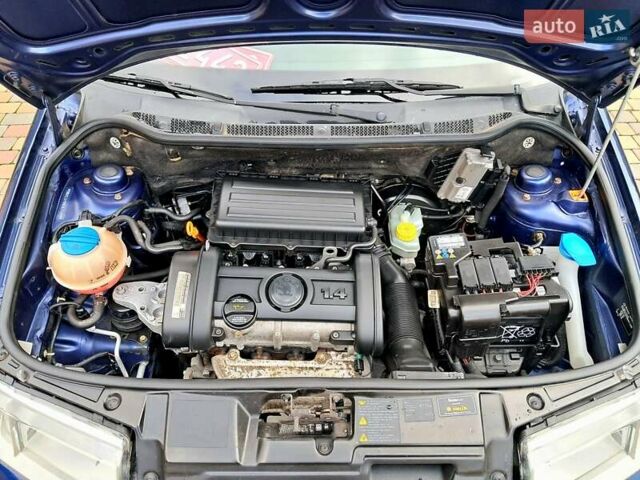 Синий Шкода Фабия, объемом двигателя 1.4 л и пробегом 216 тыс. км за 5200 $, фото 21 на Automoto.ua