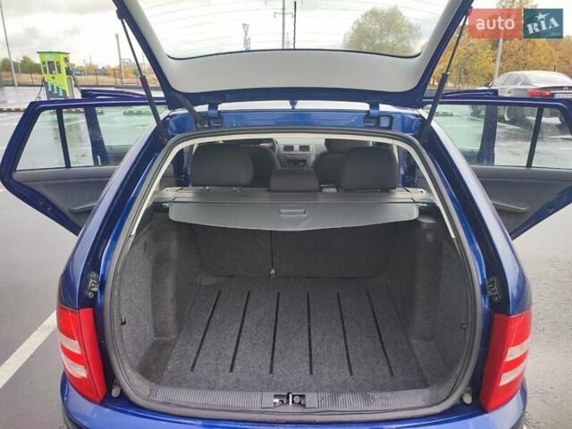 Синий Шкода Фабия, объемом двигателя 1.4 л и пробегом 228 тыс. км за 4600 $, фото 6 на Automoto.ua