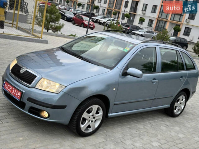 Синий Шкода Фабия, объемом двигателя 1.4 л и пробегом 239 тыс. км за 5700 $, фото 6 на Automoto.ua