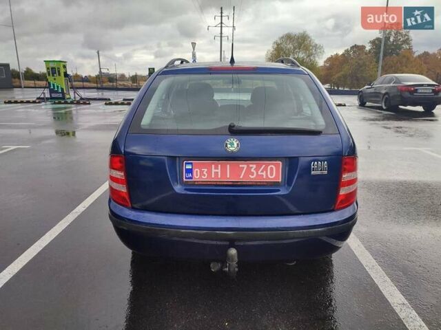 Синий Шкода Фабия, объемом двигателя 1.4 л и пробегом 228 тыс. км за 4600 $, фото 5 на Automoto.ua
