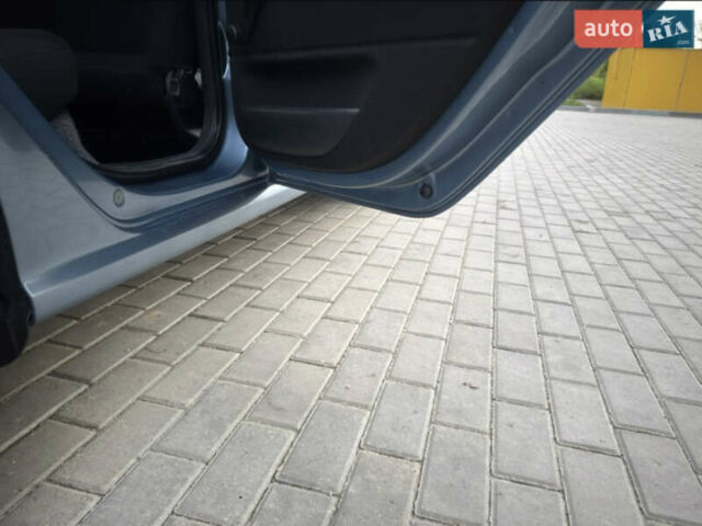 Синий Шкода Фабия, объемом двигателя 1.4 л и пробегом 239 тыс. км за 5700 $, фото 47 на Automoto.ua