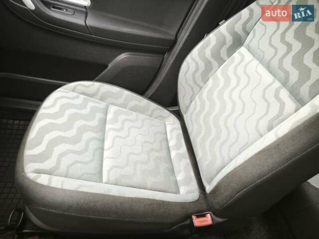 Синий Шкода Фабия, объемом двигателя 1.39 л и пробегом 178 тыс. км за 4900 $, фото 25 на Automoto.ua