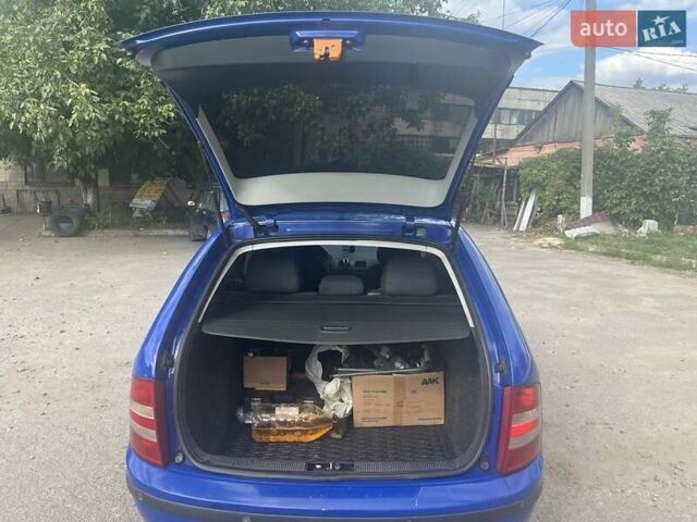Синій Шкода Фабія, об'ємом двигуна 1.42 л та пробігом 342 тис. км за 4700 $, фото 8 на Automoto.ua