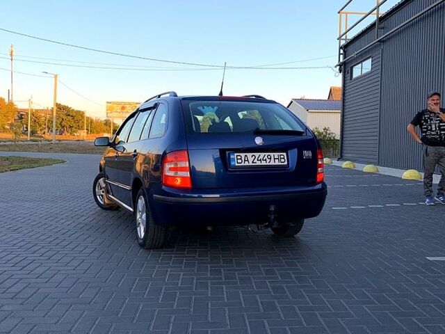 Синій Шкода Фабія, об'ємом двигуна 1.4 л та пробігом 260 тис. км за 4800 $, фото 3 на Automoto.ua