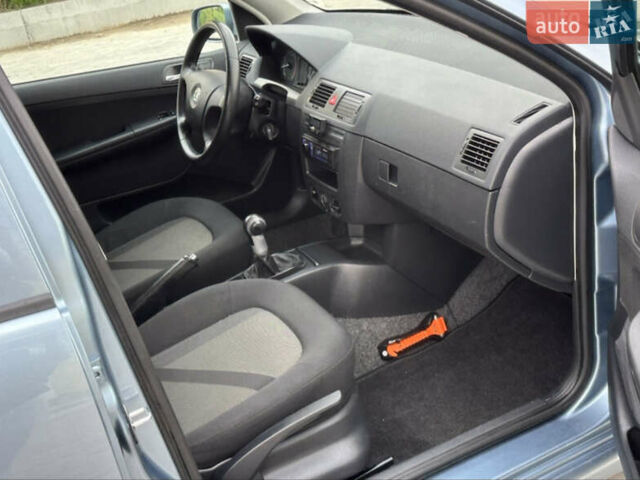 Синий Шкода Фабия, объемом двигателя 1.4 л и пробегом 239 тыс. км за 5700 $, фото 46 на Automoto.ua