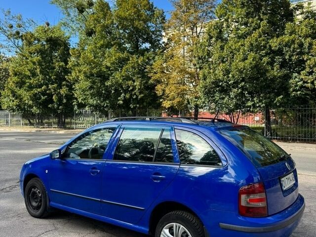 Синій Шкода Фабія, об'ємом двигуна 1.9 л та пробігом 508 тис. км за 3800 $, фото 2 на Automoto.ua