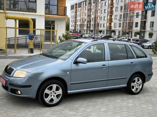 Синий Шкода Фабия, объемом двигателя 1.4 л и пробегом 239 тыс. км за 5500 $, фото 2 на Automoto.ua
