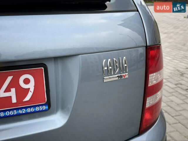 Синий Шкода Фабия, объемом двигателя 1.4 л и пробегом 239 тыс. км за 5700 $, фото 12 на Automoto.ua