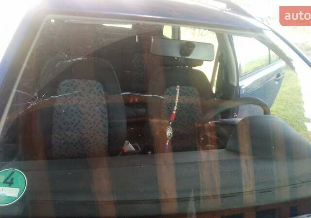 Синій Шкода Фабія, об'ємом двигуна 1.39 л та пробігом 213 тис. км за 4300 $, фото 4 на Automoto.ua