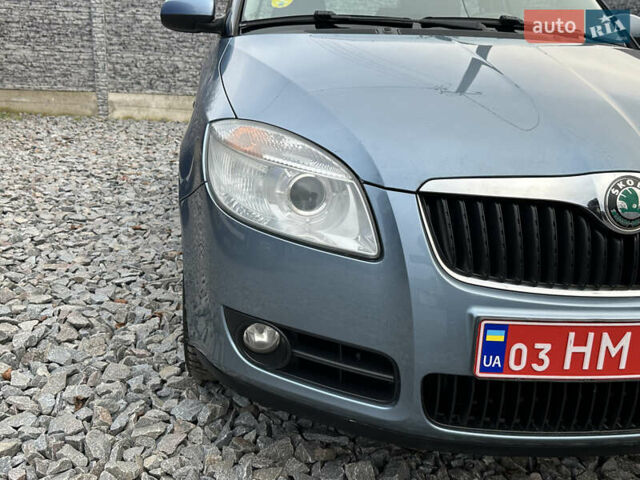 Синий Шкода Фабия, объемом двигателя 1.4 л и пробегом 245 тыс. км за 6299 $, фото 7 на Automoto.ua
