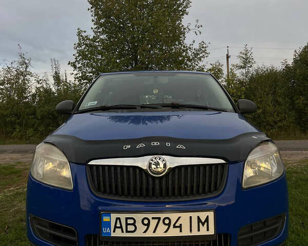 Синий Шкода Фабия, объемом двигателя 1.2 л и пробегом 270 тыс. км за 4500 $, фото 1 на Automoto.ua