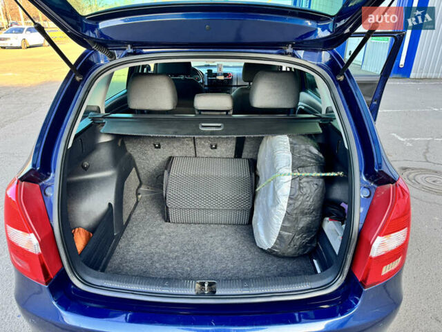 Синий Шкода Фабия, объемом двигателя 1.39 л и пробегом 291 тыс. км за 4700 $, фото 12 на Automoto.ua