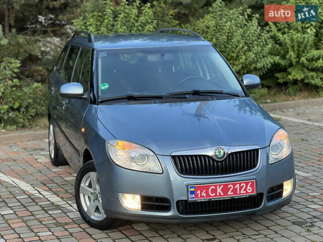 Синий Шкода Фабия, объемом двигателя 1.6 л и пробегом 237 тыс. км за 6850 $, фото 4 на Automoto.ua