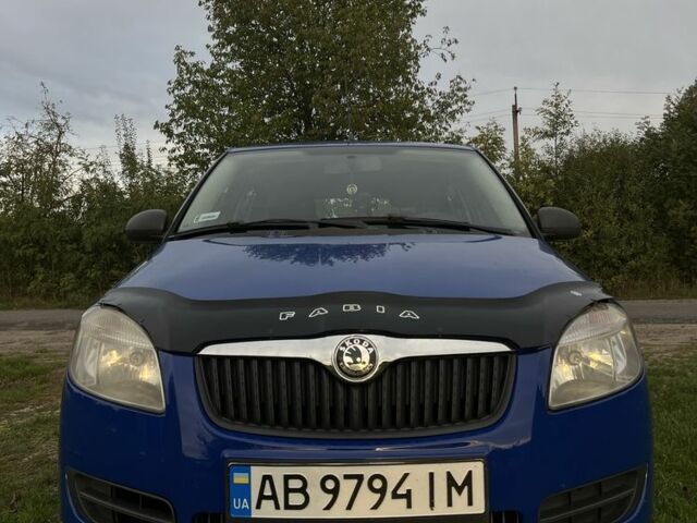 Синий Шкода Фабия, объемом двигателя 1.2 л и пробегом 250 тыс. км за 3700 $, фото 1 на Automoto.ua