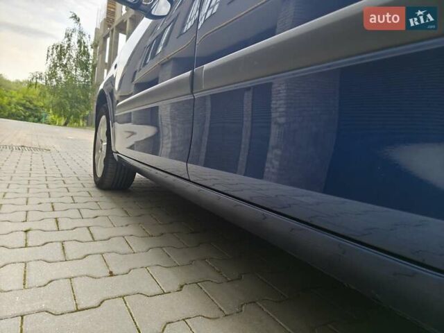 Синий Шкода Фабия, объемом двигателя 1.6 л и пробегом 243 тыс. км за 6400 $, фото 38 на Automoto.ua