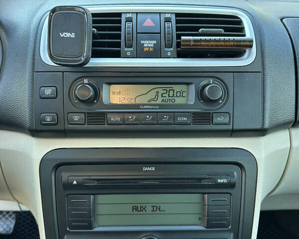 Синий Шкода Фабия, объемом двигателя 1.2 л и пробегом 265 тыс. км за 4000 $, фото 19 на Automoto.ua