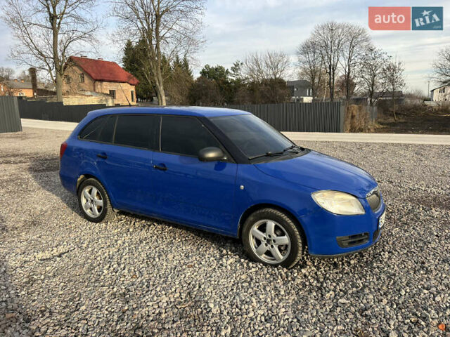 Синій Шкода Фабія, об'ємом двигуна 1.42 л та пробігом 280 тис. км за 4350 $, фото 4 на Automoto.ua