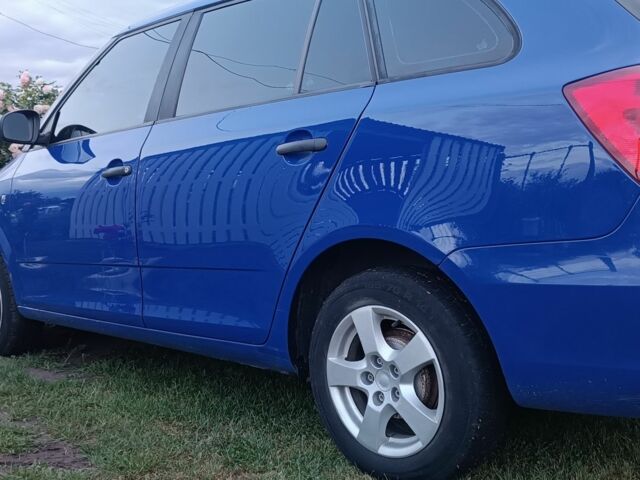 Синий Шкода Фабия, объемом двигателя 0 л и пробегом 240 тыс. км за 4199 $, фото 7 на Automoto.ua