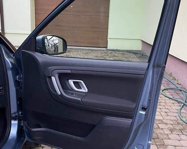 Синий Шкода Фабия, объемом двигателя 1.6 л и пробегом 229 тыс. км за 7200 $, фото 20 на Automoto.ua