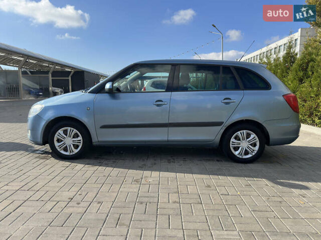 Синий Шкода Фабия, объемом двигателя 1.2 л и пробегом 265 тыс. км за 4000 $, фото 7 на Automoto.ua
