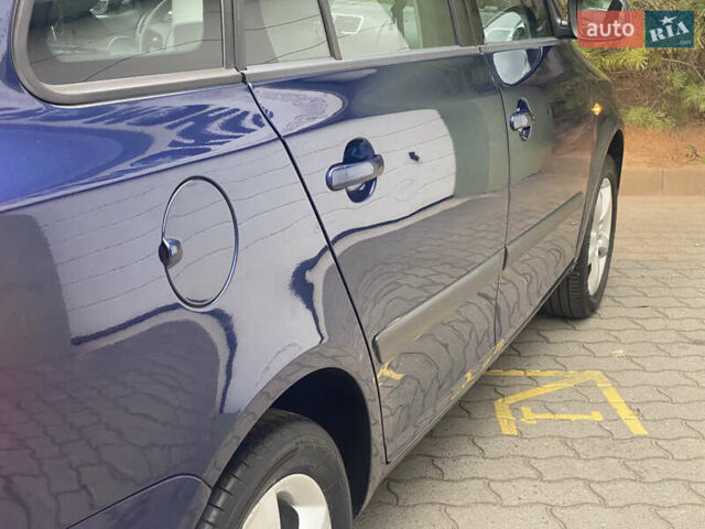 Синій Шкода Фабія, об'ємом двигуна 1.39 л та пробігом 183 тис. км за 5100 $, фото 16 на Automoto.ua