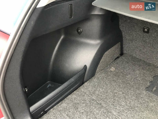 Синий Шкода Фабия, объемом двигателя 1.4 л и пробегом 200 тыс. км за 5500 $, фото 10 на Automoto.ua