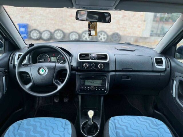 Синій Шкода Фабія, об'ємом двигуна 1.4 л та пробігом 204 тис. км за 5699 $, фото 17 на Automoto.ua