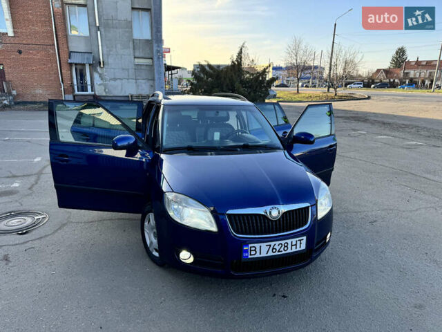 Синий Шкода Фабия, объемом двигателя 1.39 л и пробегом 291 тыс. км за 4700 $, фото 7 на Automoto.ua