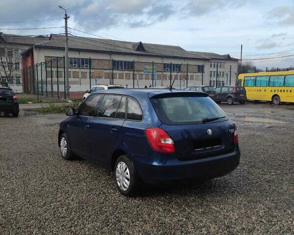 Синий Шкода Фабия, объемом двигателя 1.4 л и пробегом 219 тыс. км за 4449 $, фото 14 на Automoto.ua