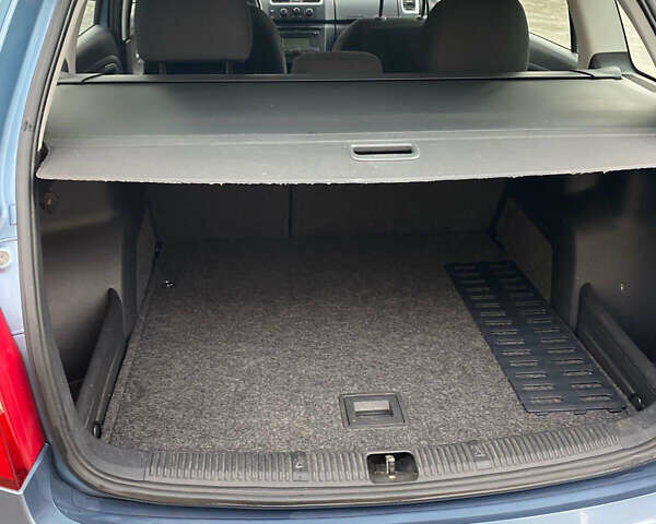 Синий Шкода Фабия, объемом двигателя 1.6 л и пробегом 230 тыс. км за 6700 $, фото 8 на Automoto.ua