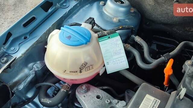 Синий Шкода Фабия, объемом двигателя 1.4 л и пробегом 245 тыс. км за 5600 $, фото 15 на Automoto.ua