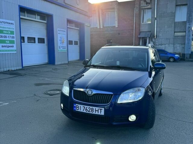 Синій Шкода Фабія, об'ємом двигуна 1.4 л та пробігом 291 тис. км за 4700 $, фото 1 на Automoto.ua