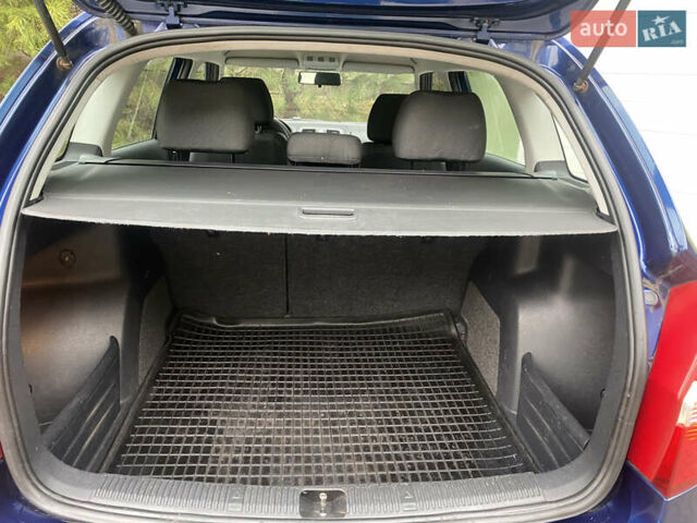 Синій Шкода Фабія, об'ємом двигуна 1.39 л та пробігом 183 тис. км за 5100 $, фото 28 на Automoto.ua