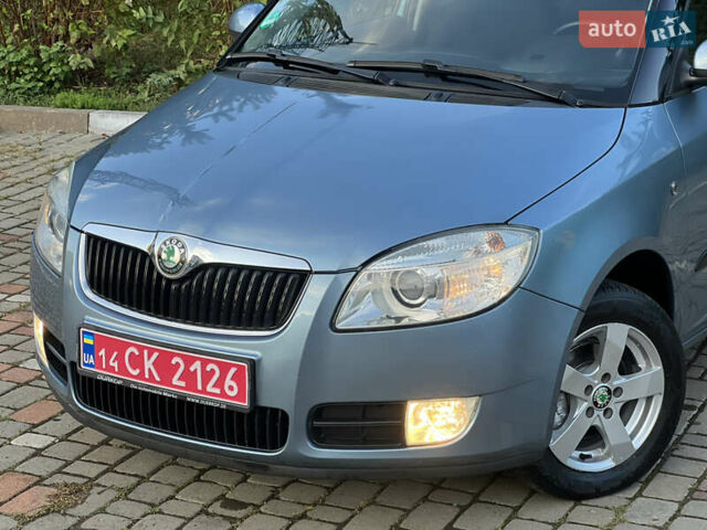 Синий Шкода Фабия, объемом двигателя 1.6 л и пробегом 237 тыс. км за 6850 $, фото 16 на Automoto.ua