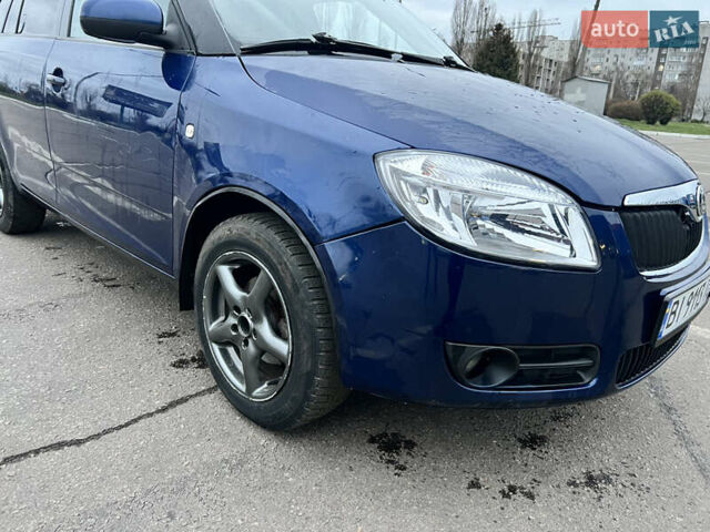 Синий Шкода Фабия, объемом двигателя 1.39 л и пробегом 249 тыс. км за 3500 $, фото 7 на Automoto.ua