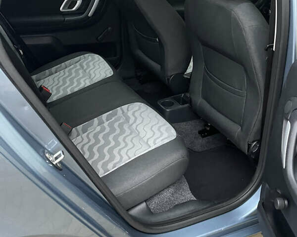 Синий Шкода Фабия, объемом двигателя 1.6 л и пробегом 229 тыс. км за 7200 $, фото 16 на Automoto.ua