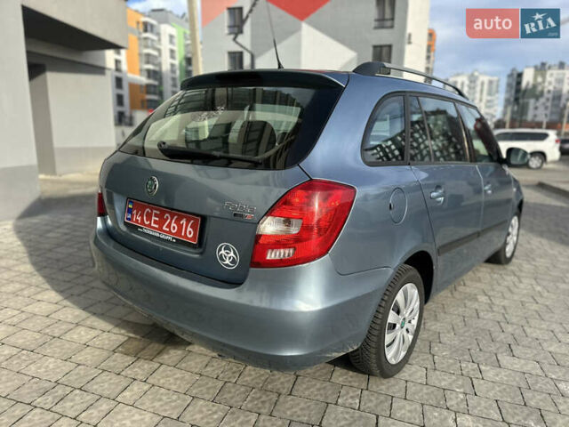 Синий Шкода Фабия, объемом двигателя 1.6 л и пробегом 205 тыс. км за 5150 $, фото 13 на Automoto.ua