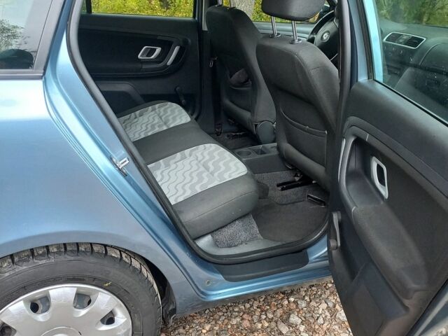 Шкода Фабия 2008 в Киеве на Automoto.ua Синий Шкода Фабия, объемом двигателя 1.9 л и пробегом 196 тыс. км за 5900 $, фото 7 на Automoto.ua