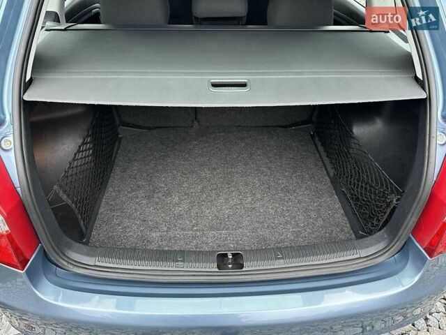 Синий Шкода Фабия, объемом двигателя 1.4 л и пробегом 245 тыс. км за 6299 $, фото 104 на Automoto.ua