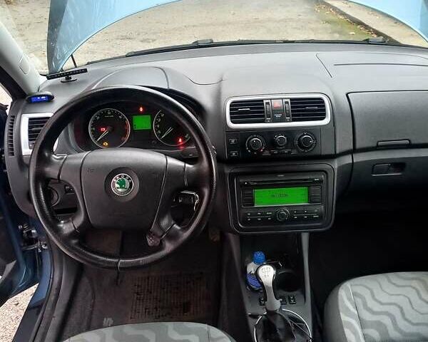 Шкода Фабия 2008 в Киеве на Automoto.ua Синий Шкода Фабия, объемом двигателя 1.9 л и пробегом 296 тыс. км за 5900 $, фото 1 на Automoto.ua