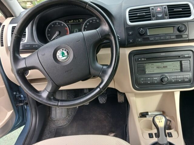 Синий Шкода Фабия, объемом двигателя 0 л и пробегом 190 тыс. км за 6100 $, фото 10 на Automoto.ua