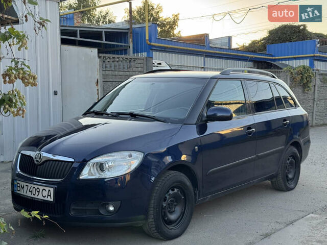 Синий Шкода Фабия, объемом двигателя 1.6 л и пробегом 250 тыс. км за 6200 $, фото 5 на Automoto.ua