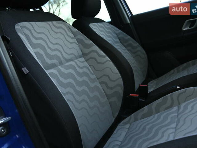 Синий Шкода Фабия, объемом двигателя 1.39 л и пробегом 178 тыс. км за 5950 $, фото 34 на Automoto.ua